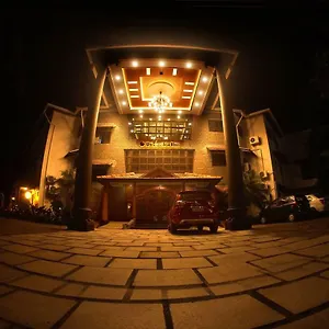 Hotel Devasura ***